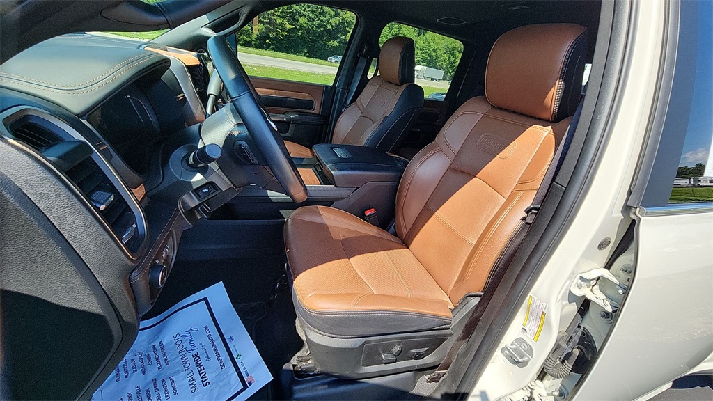 2023 Ram 3500 Laramie Longhorn photo 11