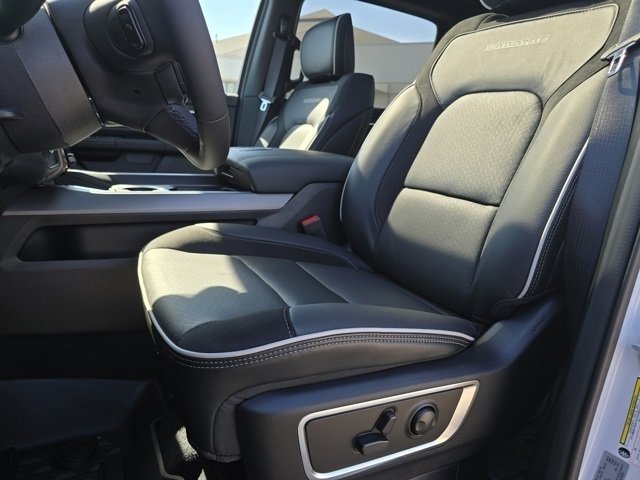 2026 Ram 1500 Laramie photo 4