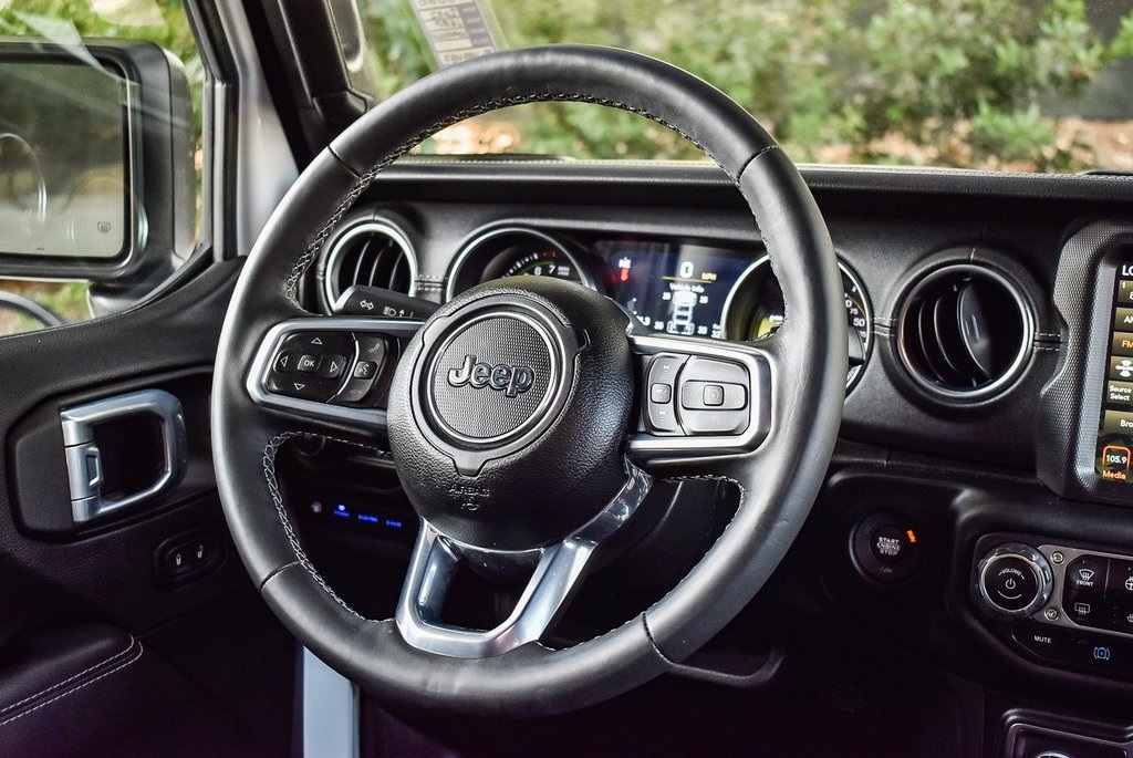 2022 Jeep Wrangler Unlimited Sahara 4xe photo 13