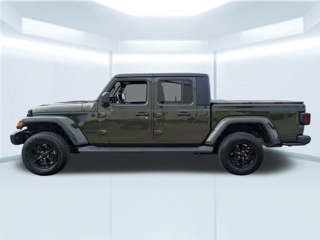 2021 Jeep Gladiator Sport photo 2