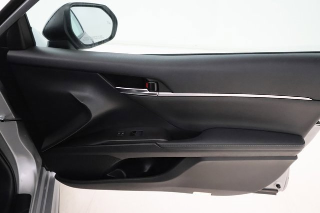 2022 Toyota Camry XSE photo 21
