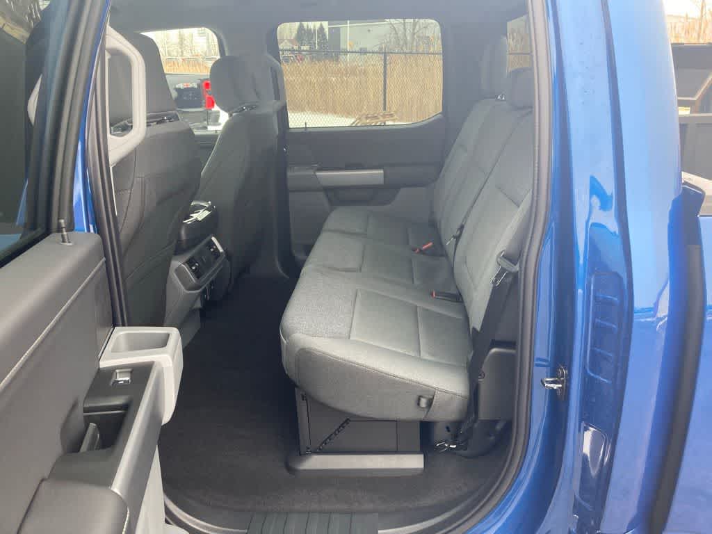 2025 Ford F-150 XLT photo 45