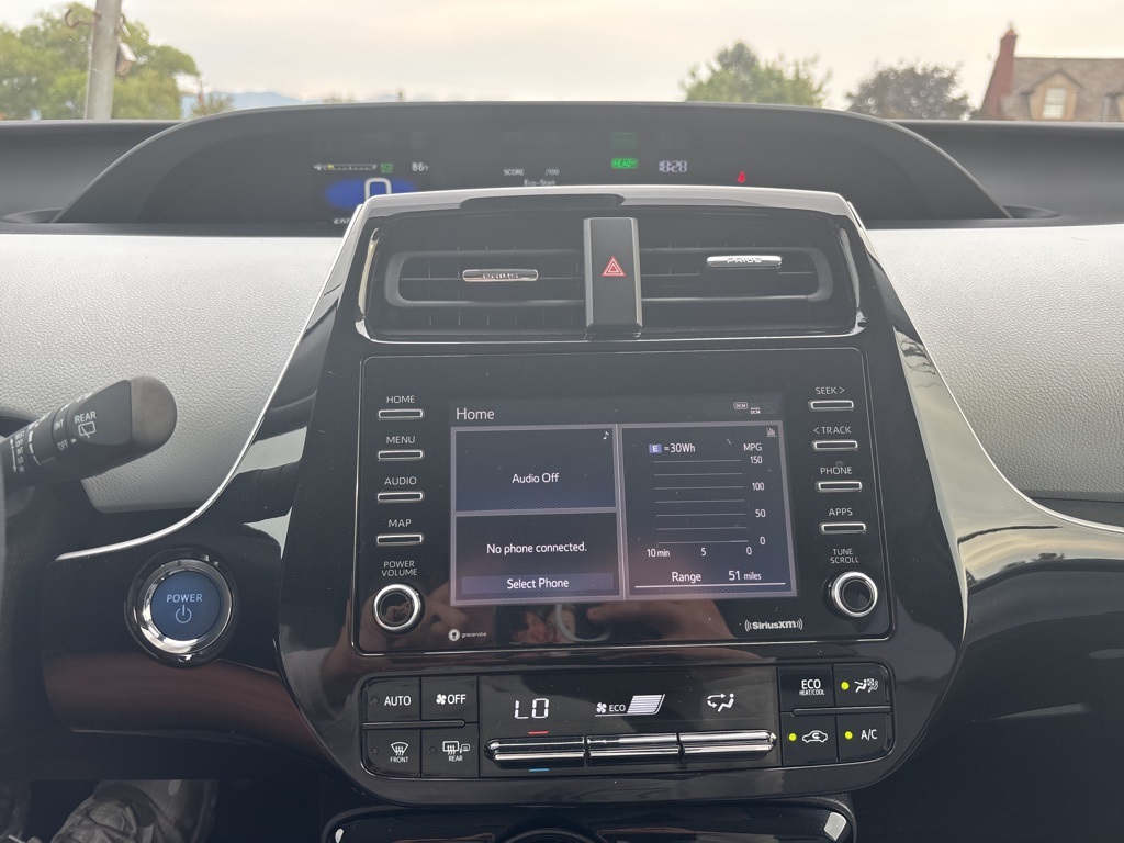 2022 Toyota Prius LE AWD-e photo 12