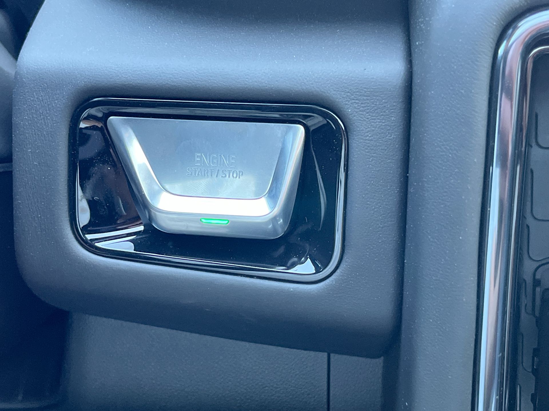 2025 Gmc Yukon XL AT4 Ultimate photo 40