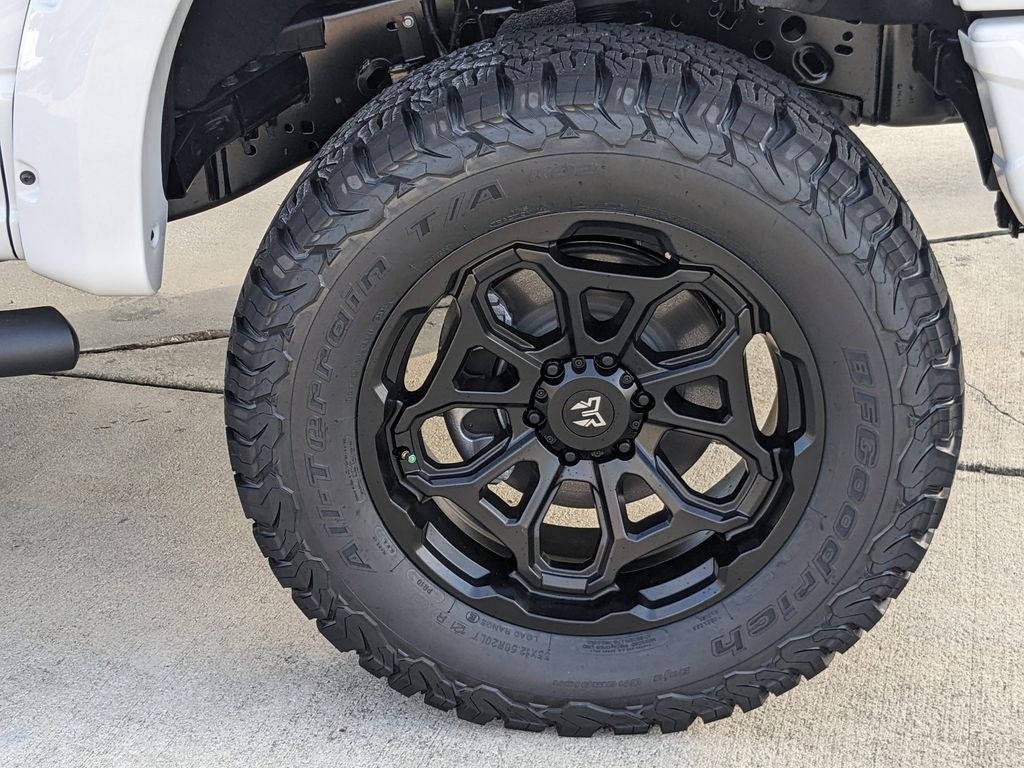 2025 Ford F-150 STX photo 11