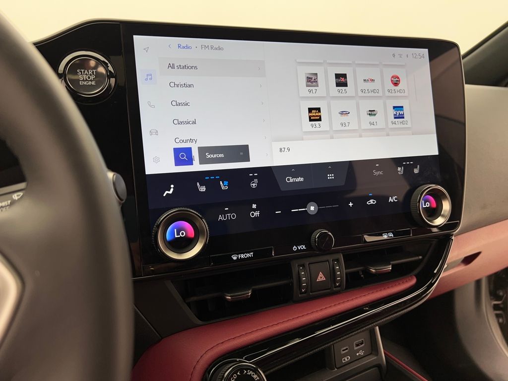 2024 Lexus NX 350 Premium photo 4