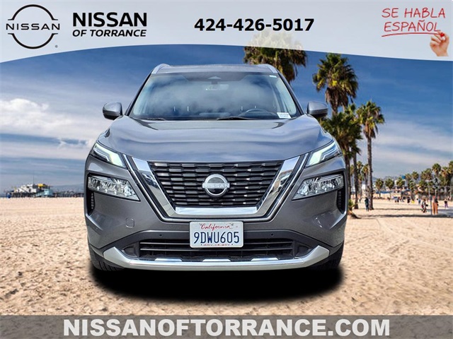 2023 Nissan Rogue Platinum photo 2