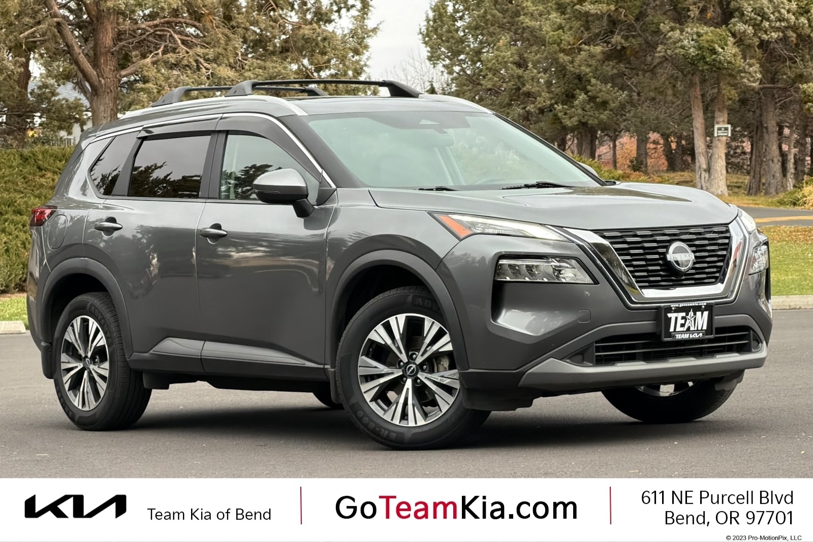 2023 Nissan Rogue SV's photo