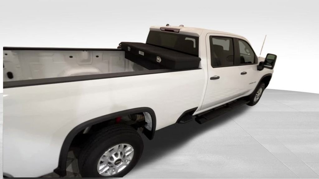 2023 Chevrolet Silverado 2500HD Work Truck photo 2