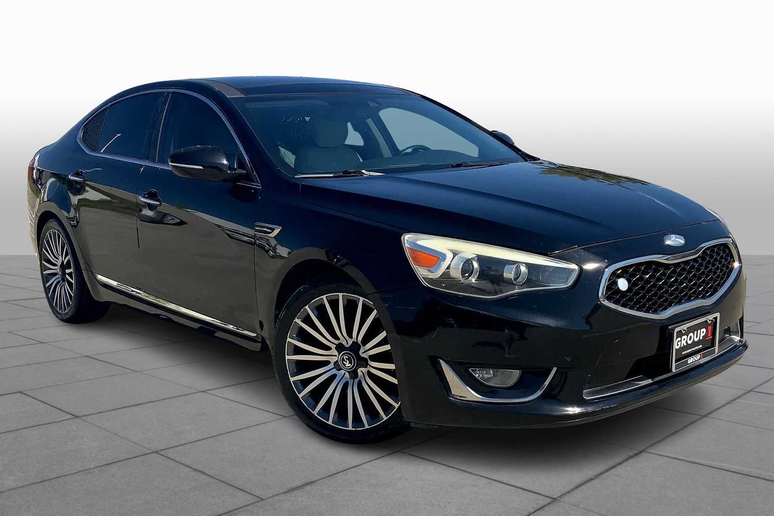 2014 Kia Cadenza Premium photo 2