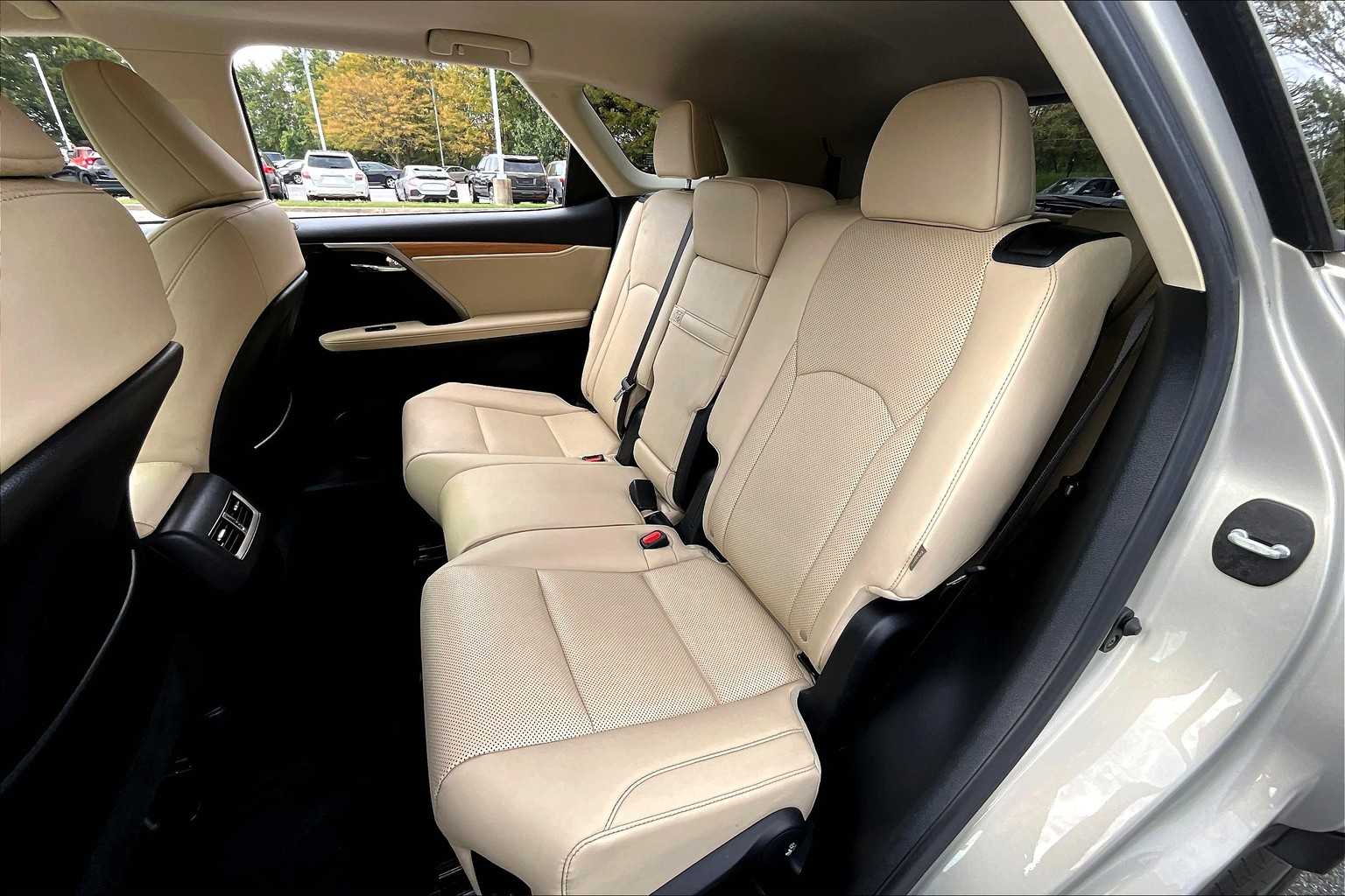 2021 Lexus RX Premium photo 19