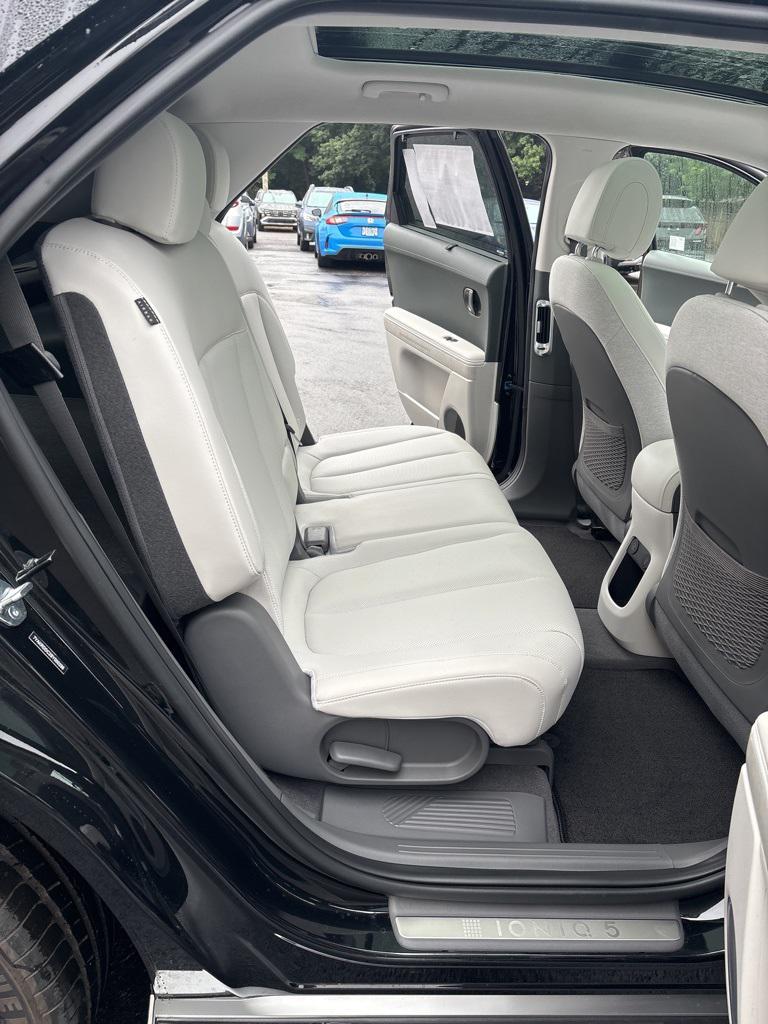 2025 Hyundai Ioniq 5 Limited photo 7