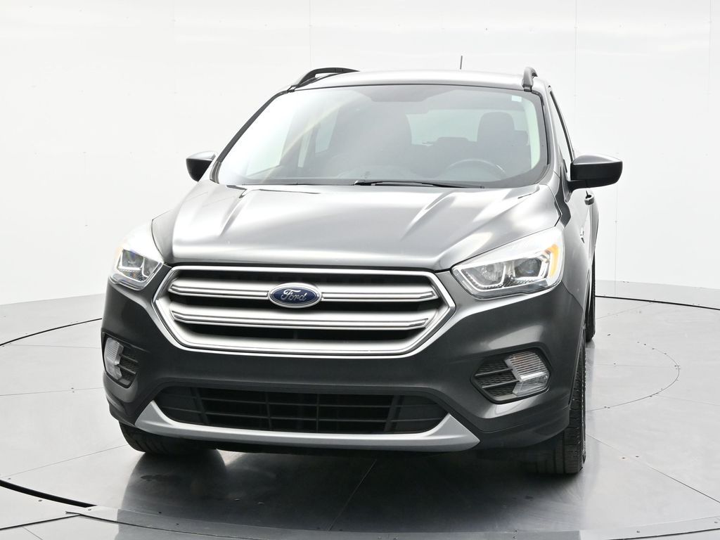 Used 2018 Ford Escape SEL with VIN 1FMCU9HD2JUA20575 for sale in Minerva, OH