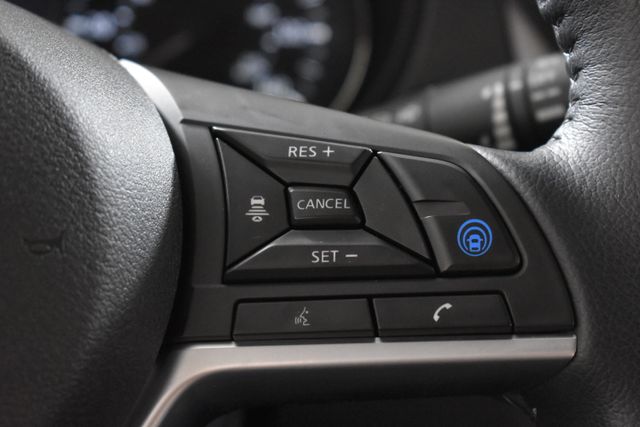2022 Nissan Rogue Sport SV photo 17