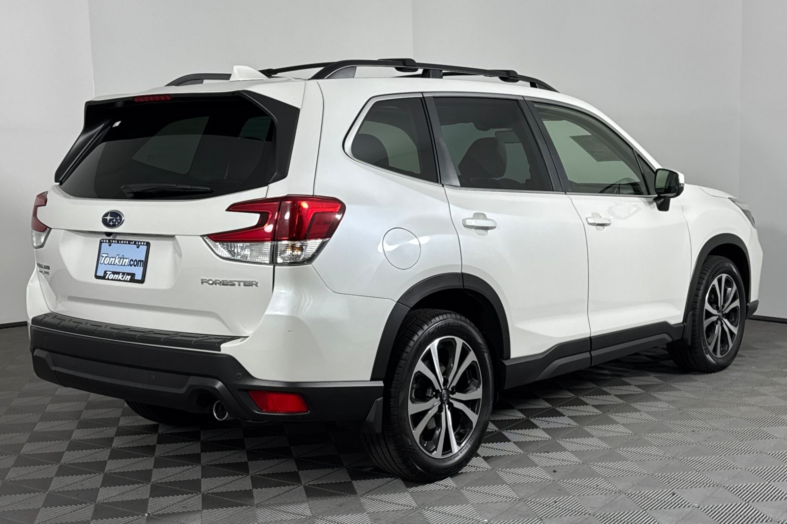 2021 Subaru Forester Limited photo 3