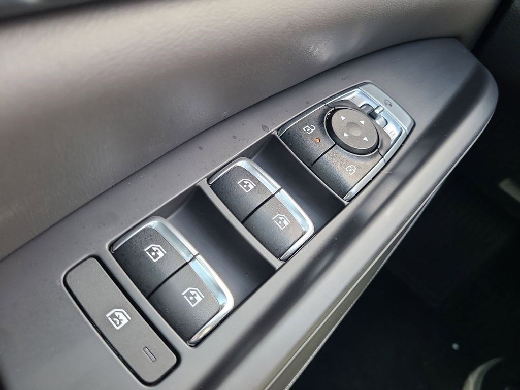 2026 Kia Carnival SX Prestige photo 26