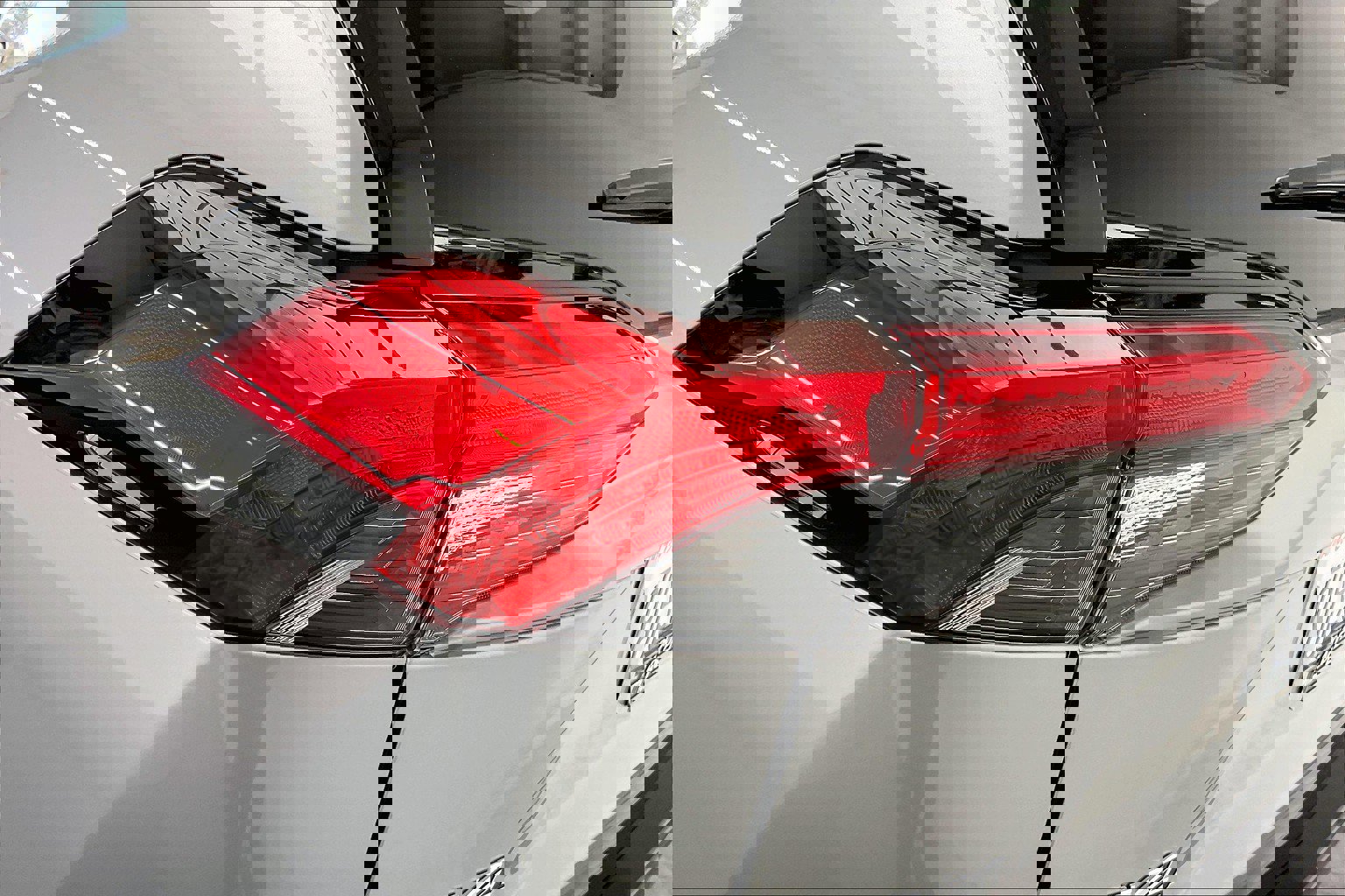 2021 Toyota RAV4 Hybrid XSE photo 27