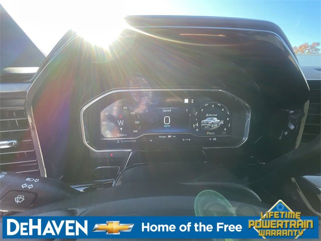 2022 Chevrolet Silverado 1500 LT photo 2