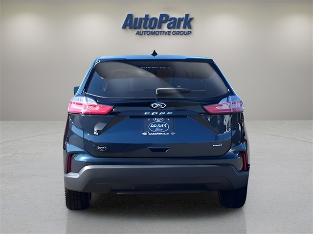 2024 Ford Edge SE photo 6