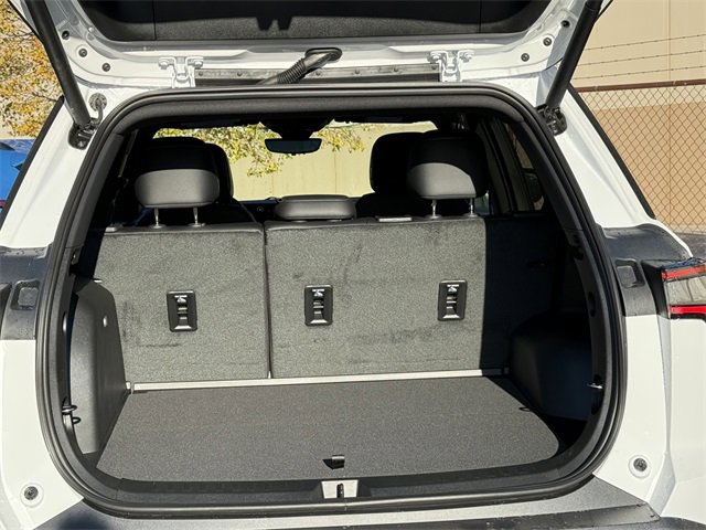 2026 Chevrolet Equinox LT photo 4