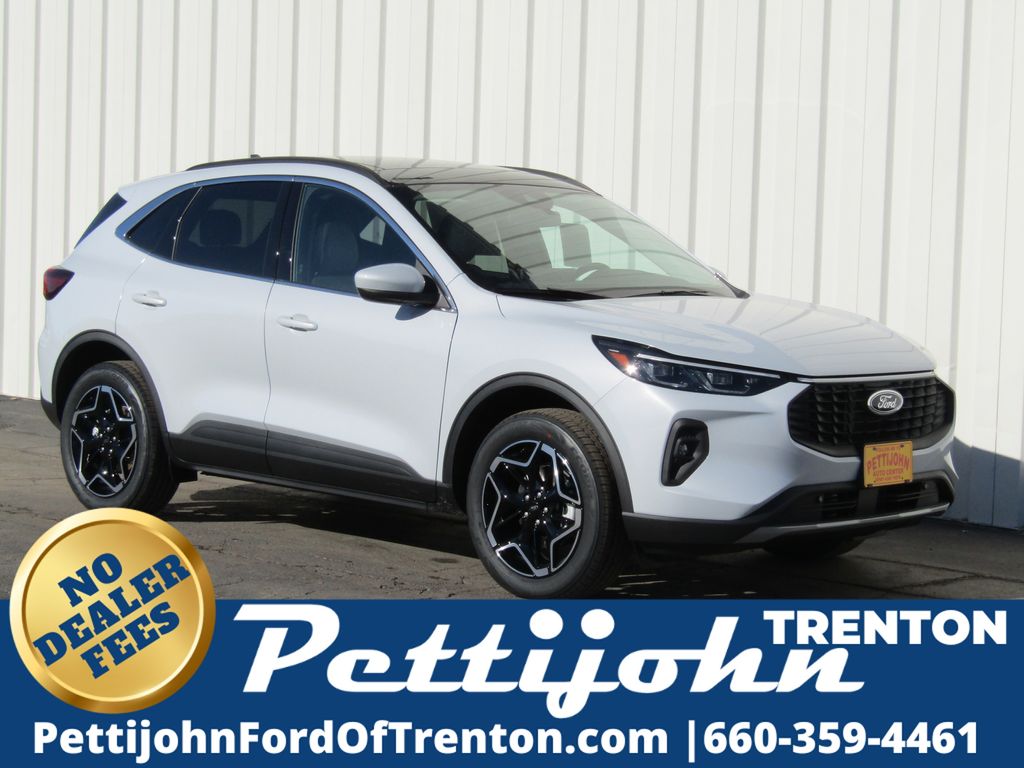 2026 Ford Escape Platinum's photo