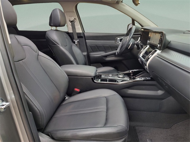 2022 Kia Sorento Plug-In Hybrid SX photo 28