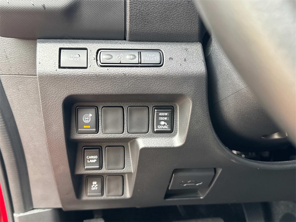 2024 Nissan Frontier SL photo 19