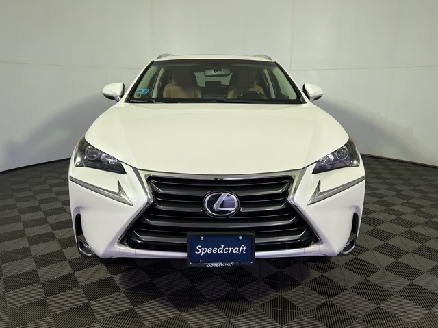 2016 Lexus NX 200t AWD photo 3