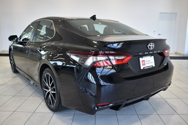 2024 Toyota Camry SE photo 6