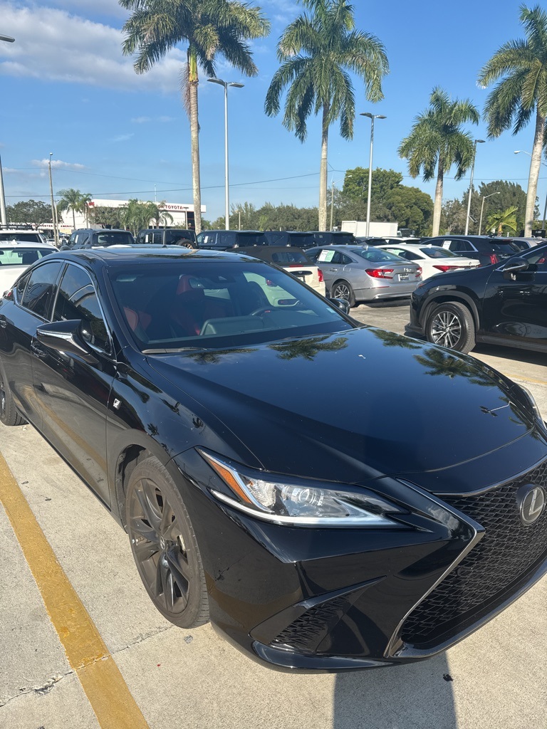 2024 Lexus ES 350 F SPORT Handling's photo