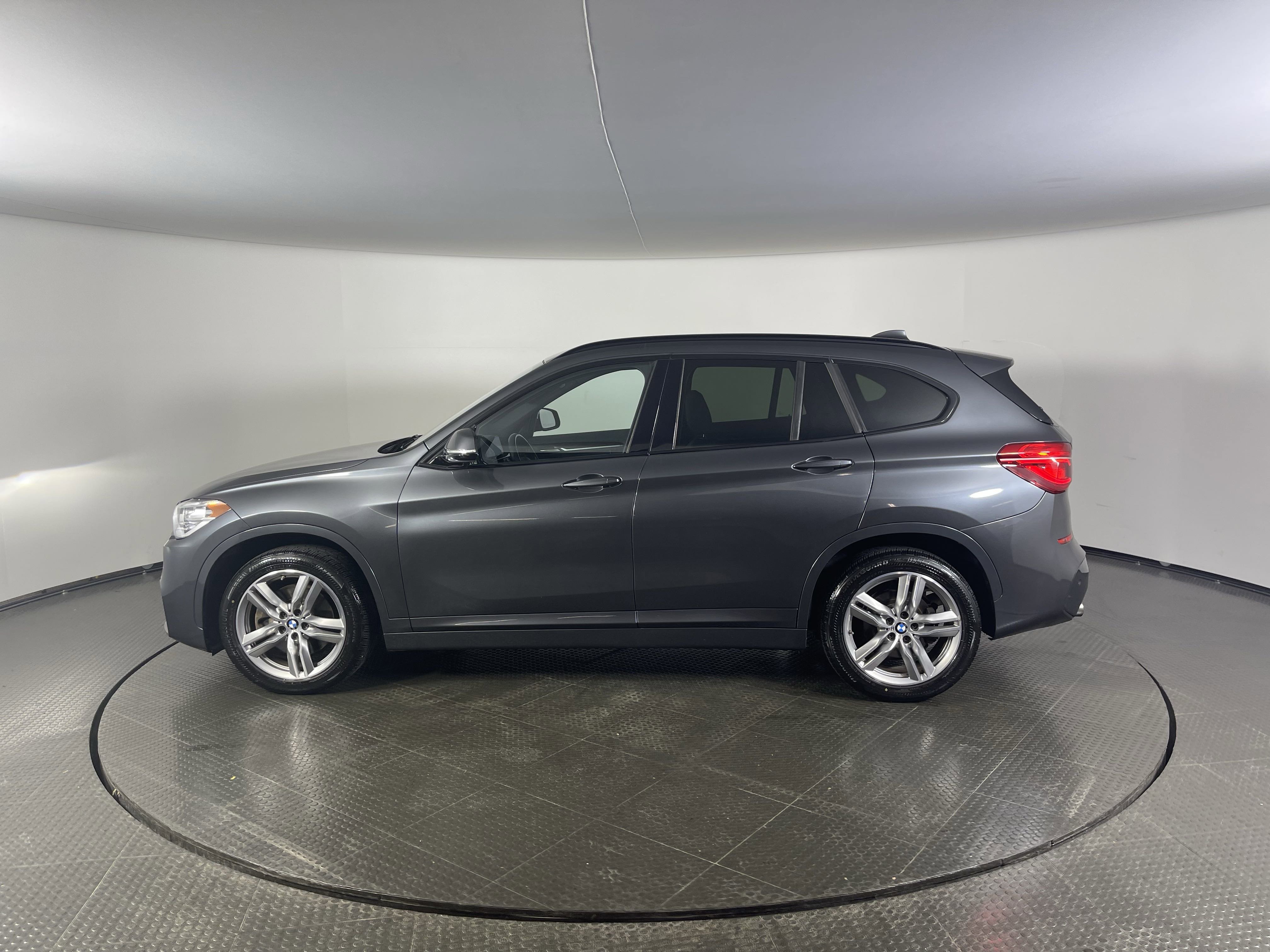 2019 Bmw X1 XDrive28i photo 4