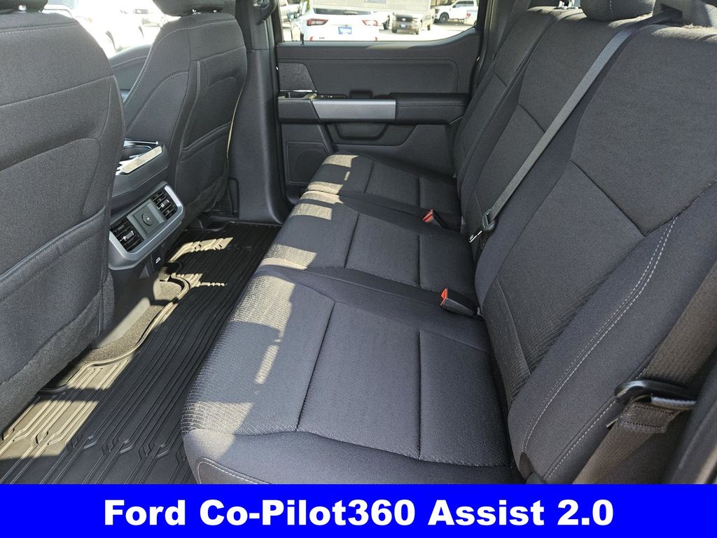 2025 Ford F-150 XLT photo 27