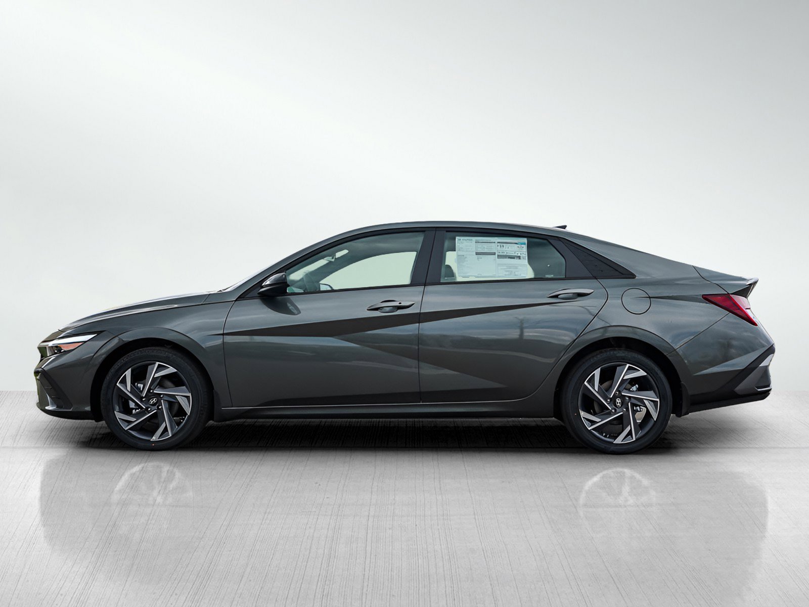 2025 Hyundai Elantra Hybrid SEL Sport photo 2