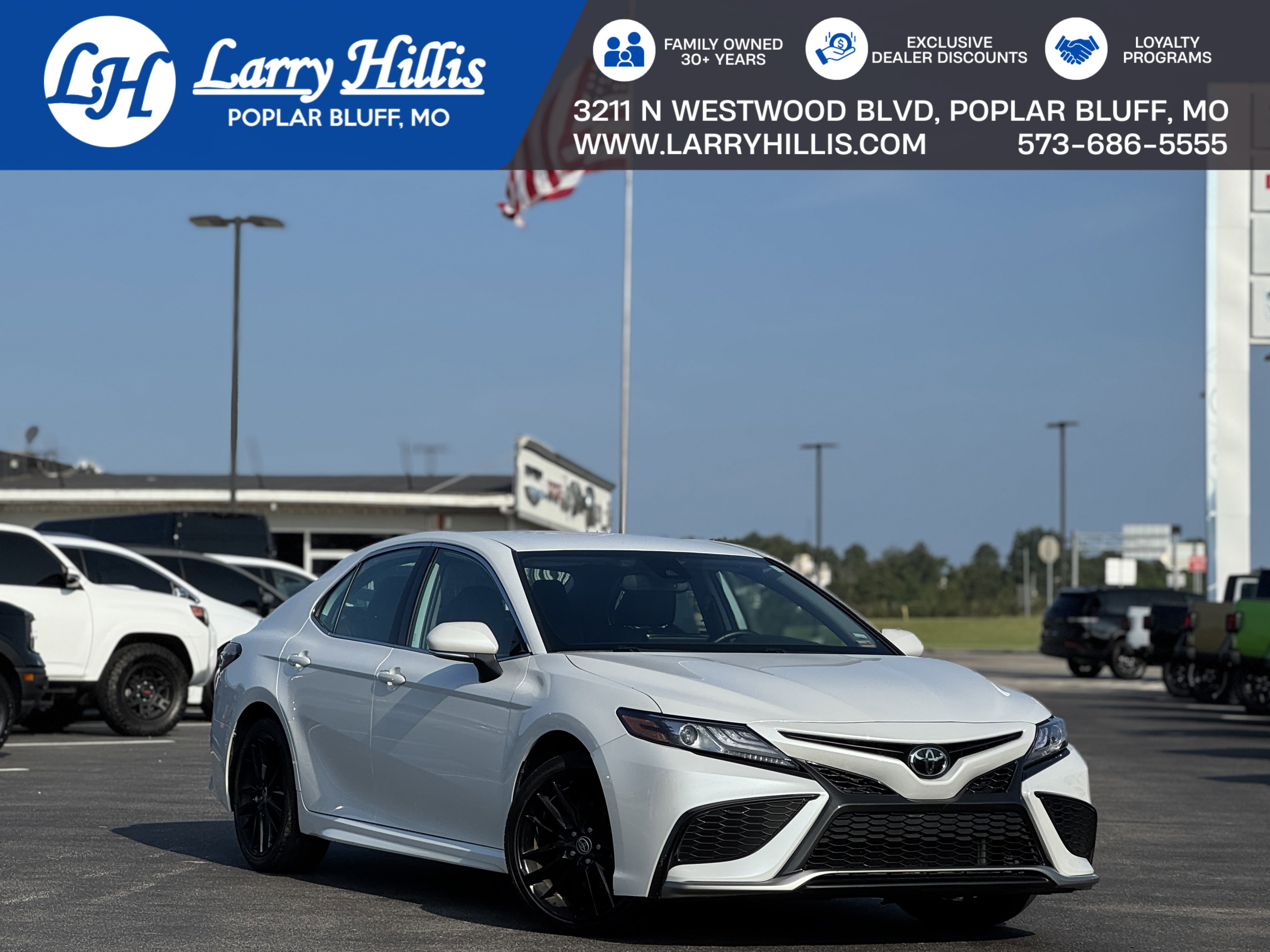 2023 Toyota Camry XSE's photo