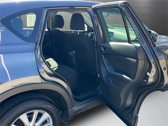 2015 Mazda CX-5 Sport photo 3