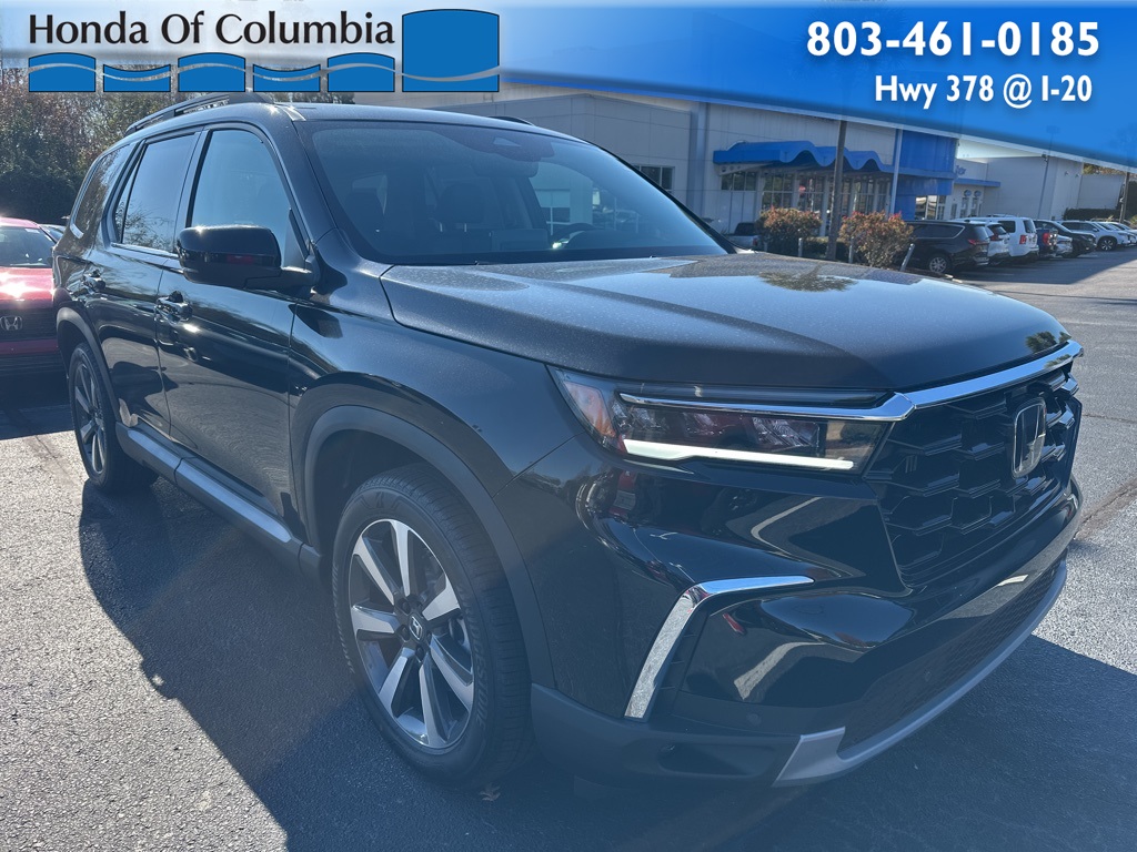 2025 Honda Pilot Touring's photo