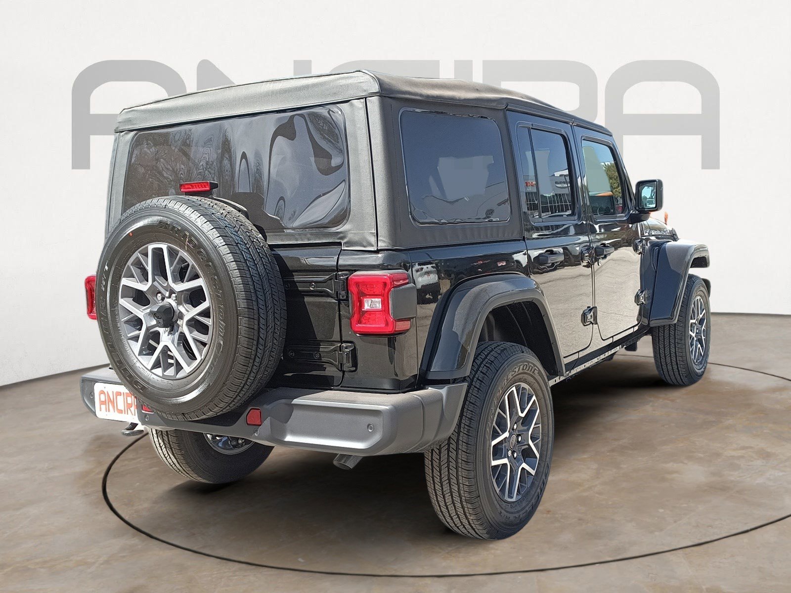 2025 Jeep Wrangler Sahara photo 9