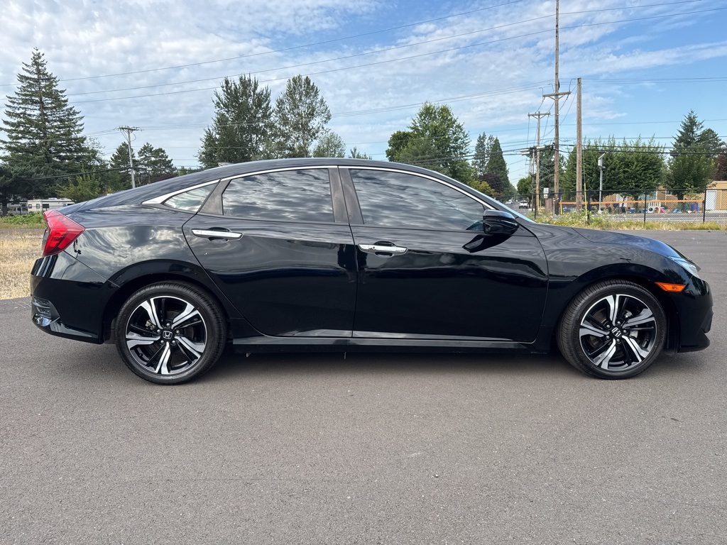 2017 Honda Civic Touring photo 8
