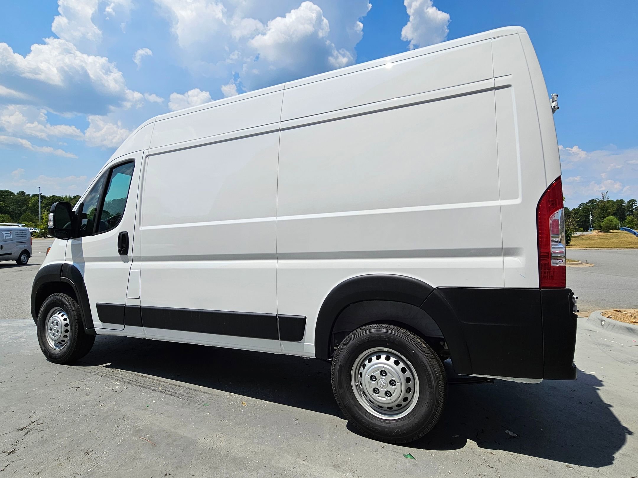 2025 Ram ProMaster 1500 photo 2