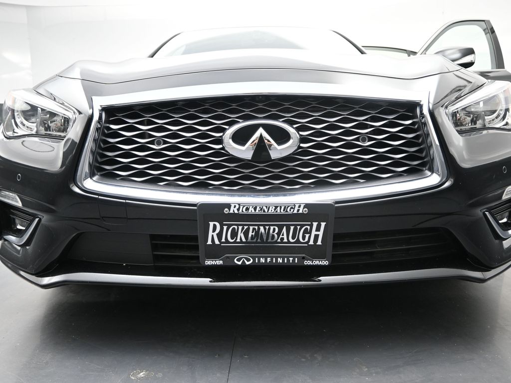 2024 Infiniti Q50 LUXE photo 8