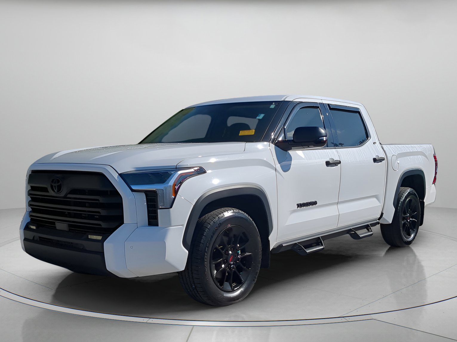 2023 Toyota Tundra SR5's photo