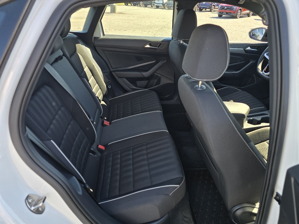 2022 Volkswagen Jetta 1.5T Sport photo 12