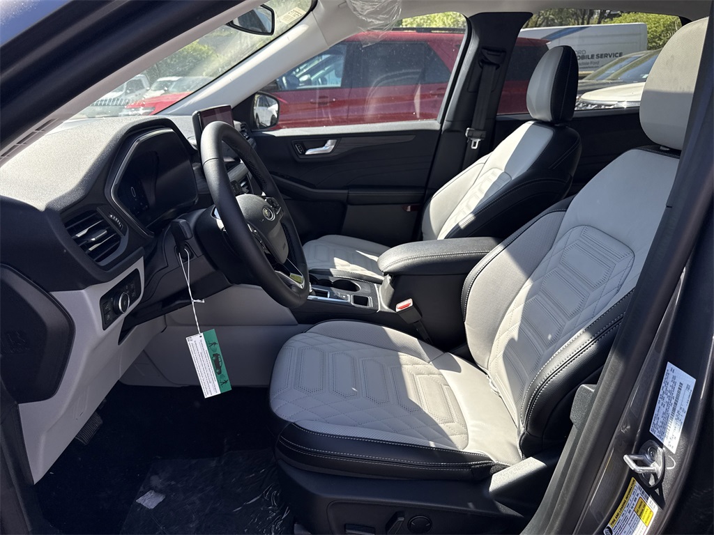 2024 Ford Escape Plug-In Hybrid photo 14