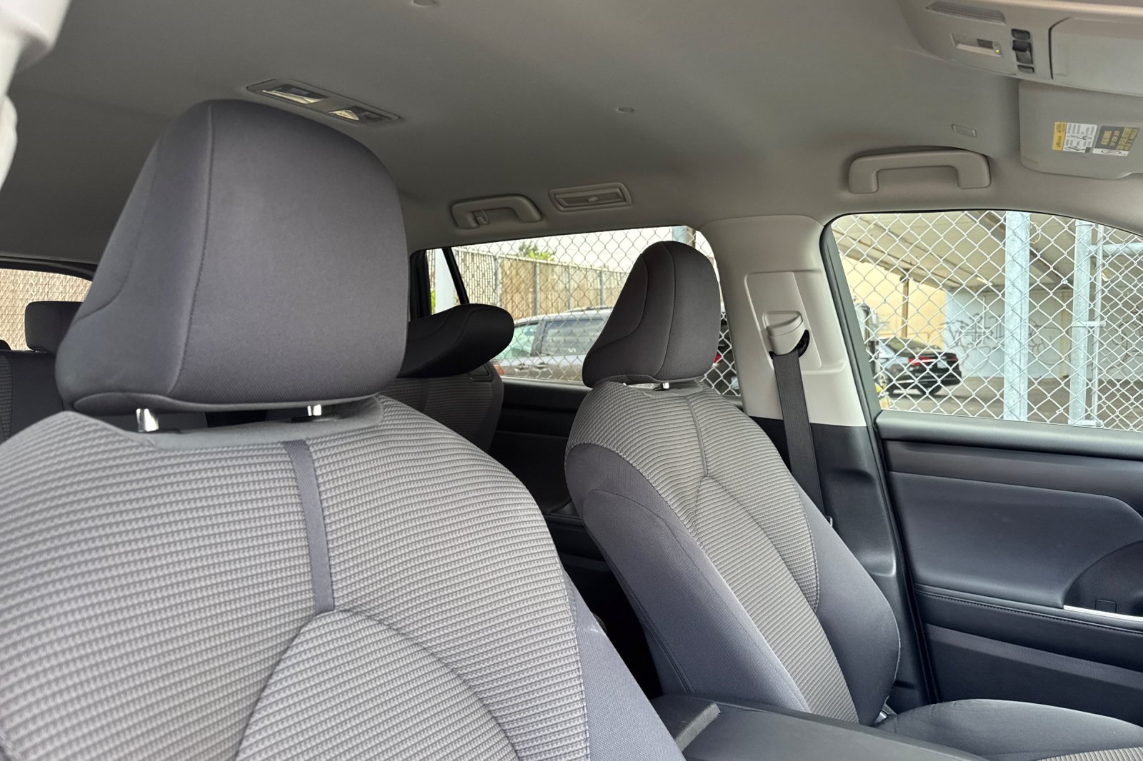 2024 Toyota Highlander LE photo 17