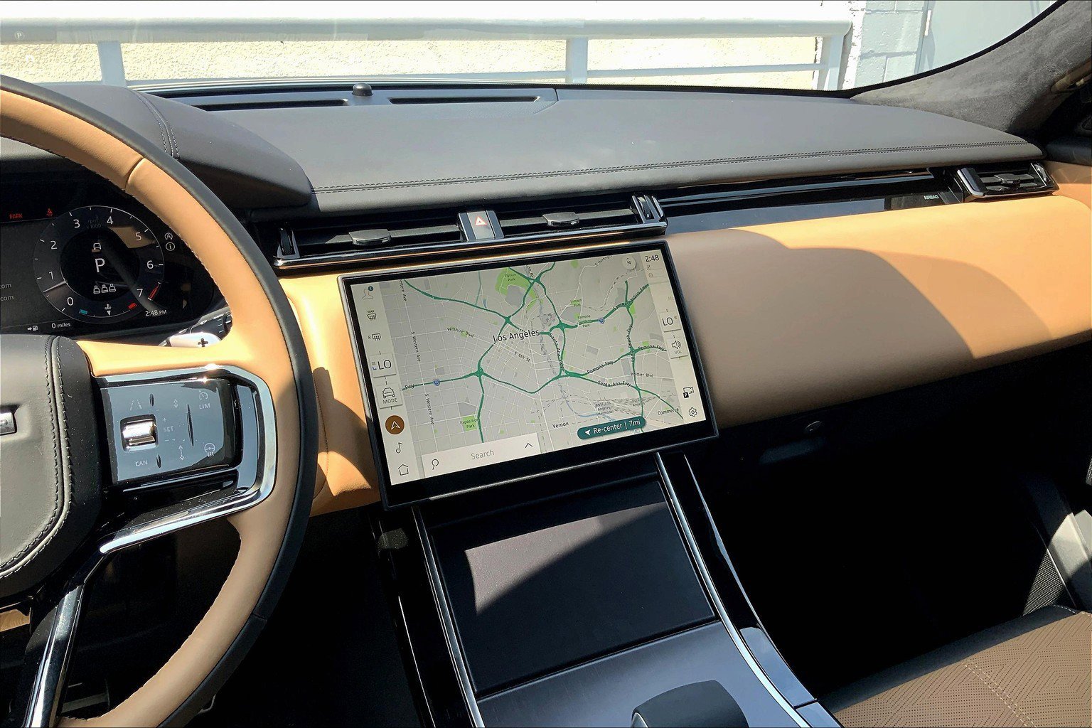 2026 Land Rover Range Rover Velar P400 Autobiography photo 5