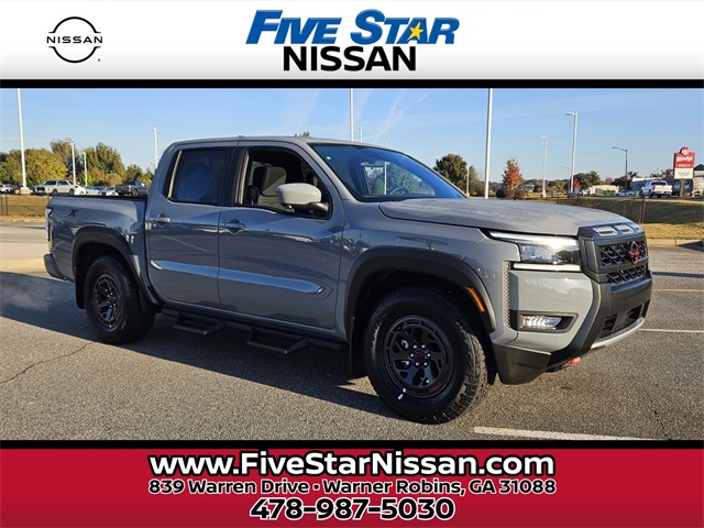 2026 Nissan Frontier PRO-X's photo