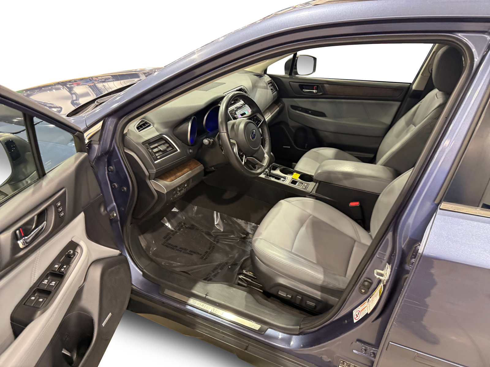 Used 2018 Subaru Outback Limited with VIN 4S4BSANC8J3224673 for sale in Kansas City