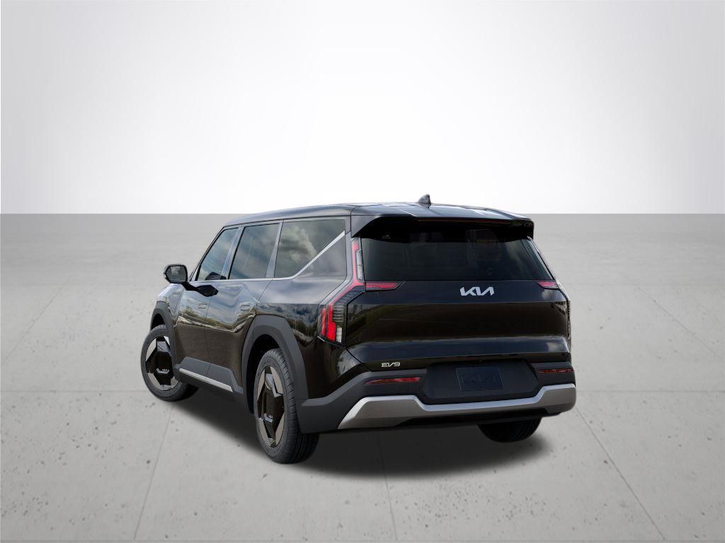 2026 Kia EV9 Light Long Range photo 4