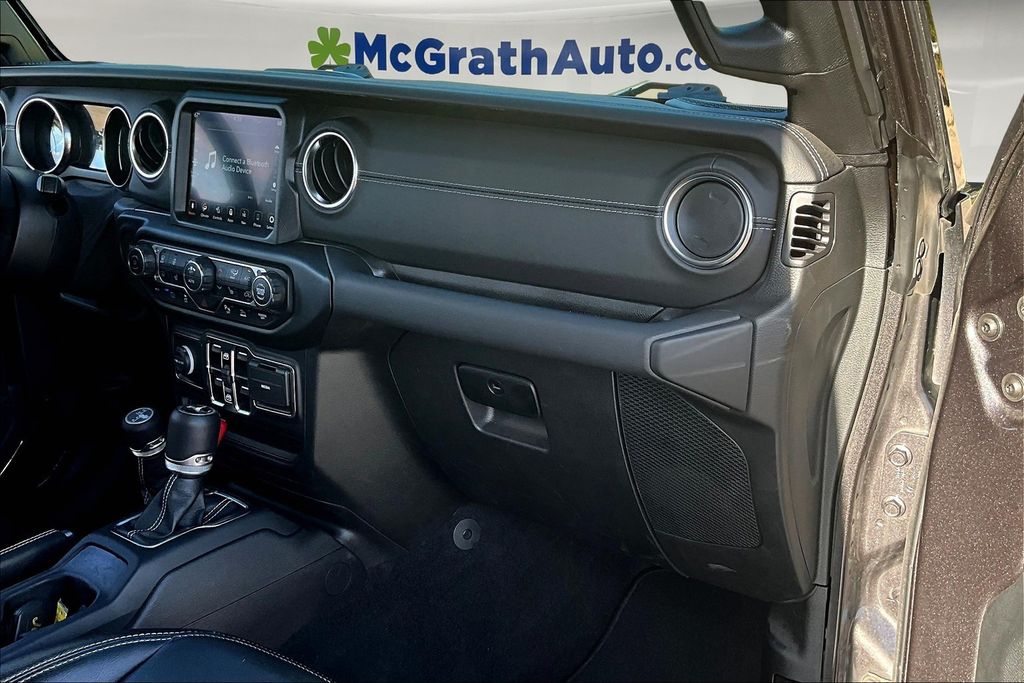 2021 Jeep Wrangler Unlimited Sahara 4xe photo 21