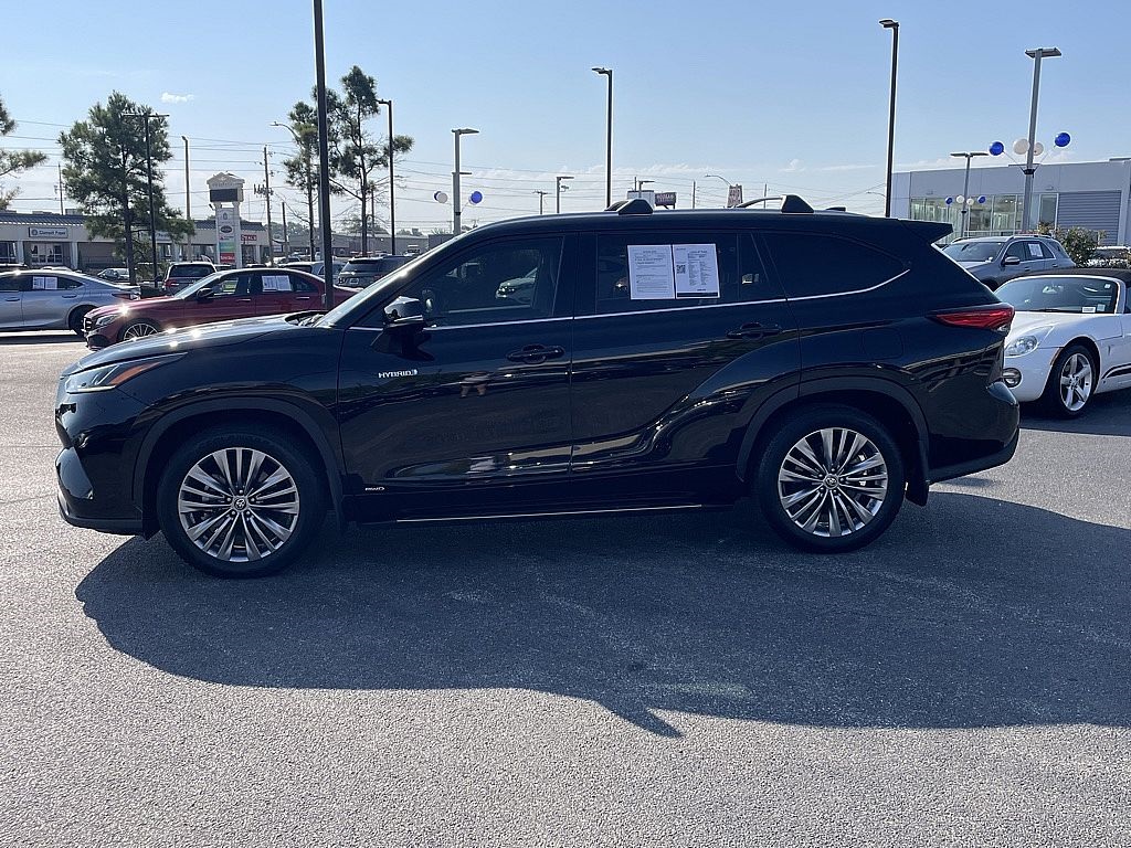 2021 Toyota Highlander Hybrid Platinum photo 5